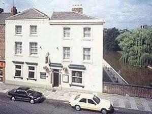 Eaton Hotel Chester Exterior photo